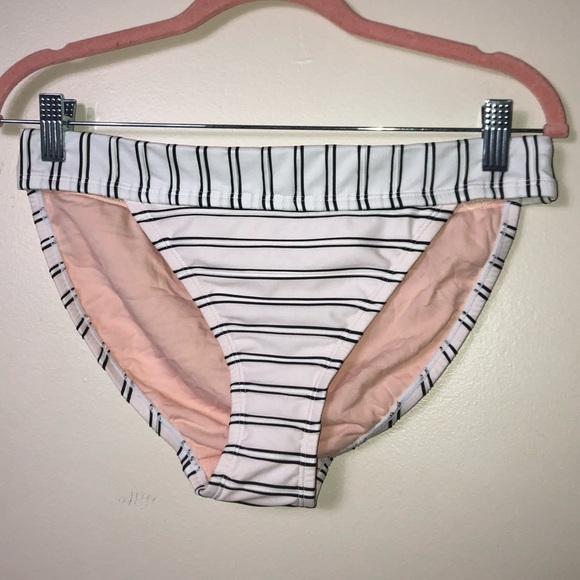 InMotion Brand 2 Piece Bathing Suit Med - Picture 5 of 11